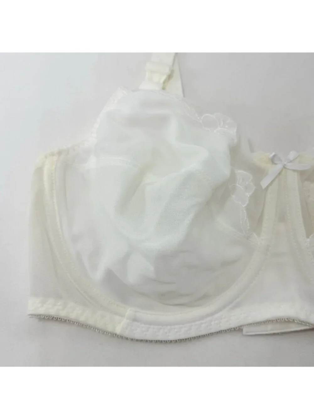 Flower Bali Classics Full Figure Lift Bra Size 38D Underwired Wired See Through